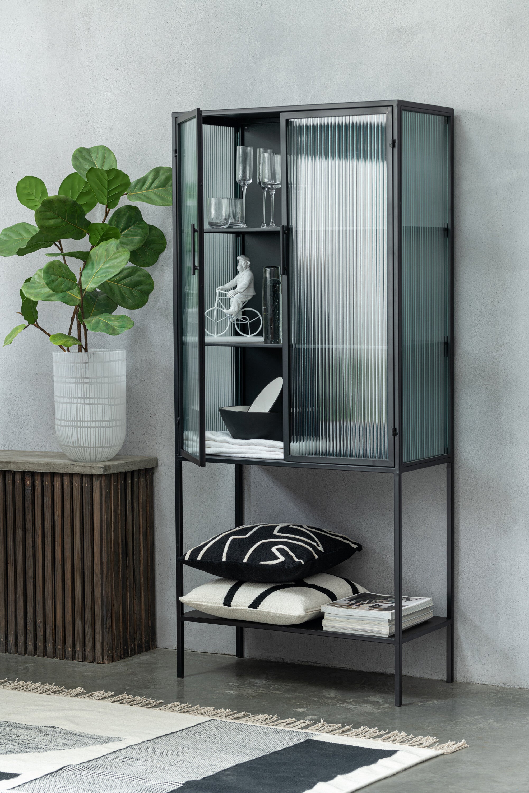 Fiddle Leaf Fig Plastic Green