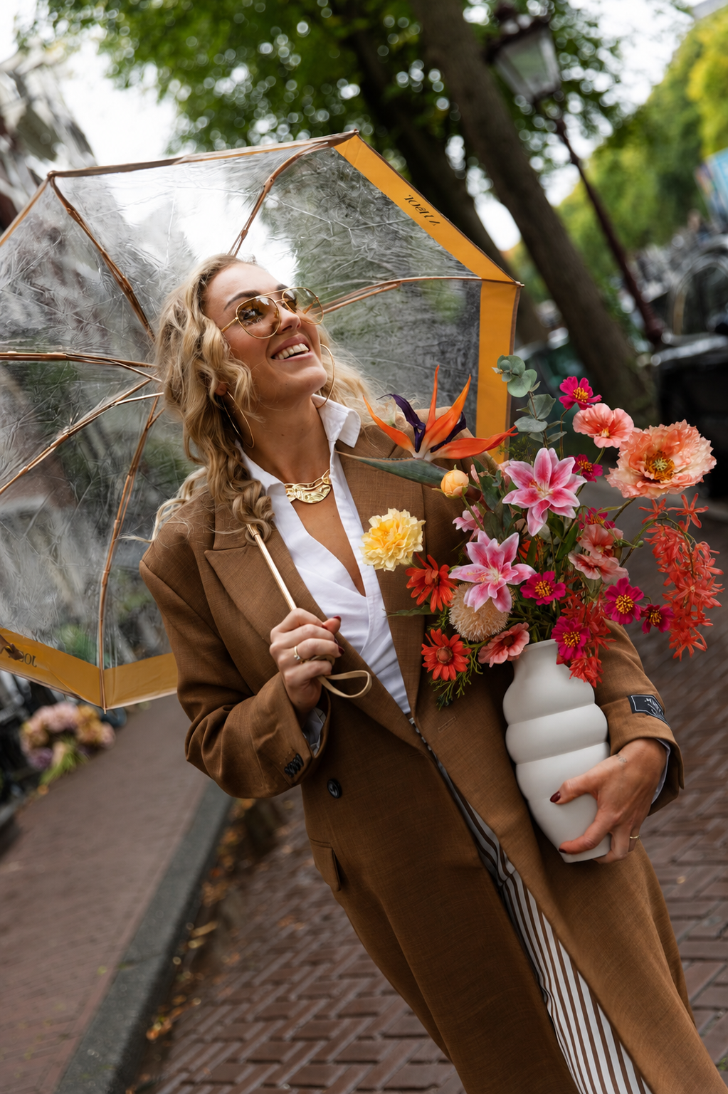 Zijden boeket Sunset met warme oranje, roze en gele zijden bloemen