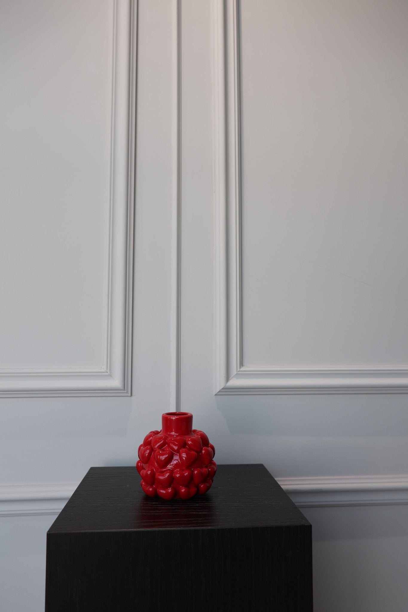 Vaas - Hearts Red - Luxe zijden bloemen boeket - Kunstbloemen van Sharon Flowers