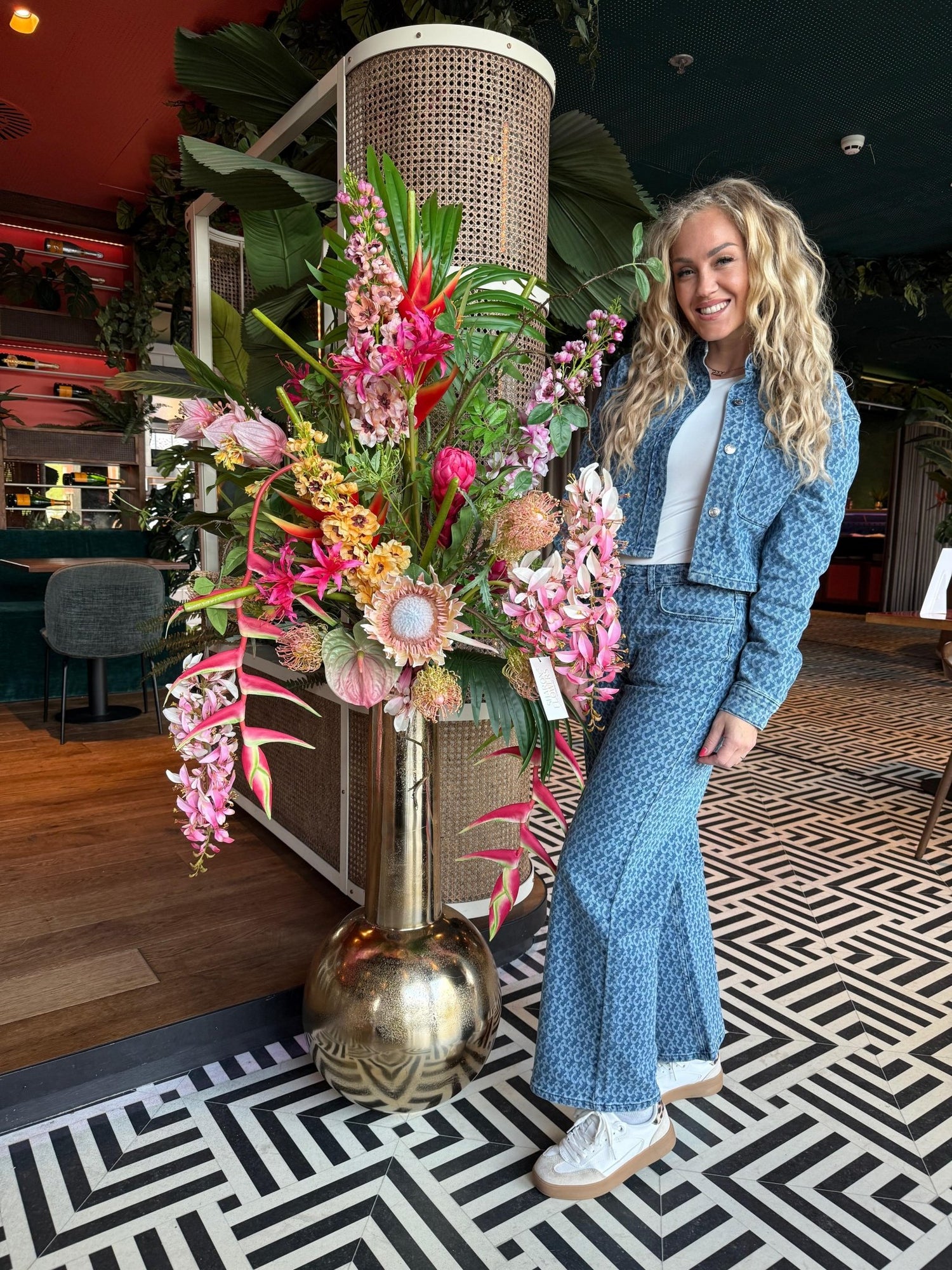 Zijdenboeket Tropical - Luxe zijden bloemen boeket - Kunstbloemen van Sharon Flowers