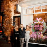 Kerstversiering Vedder & Vedder Amsterdam - Gespoten verse bloemen - Sharon Flowers