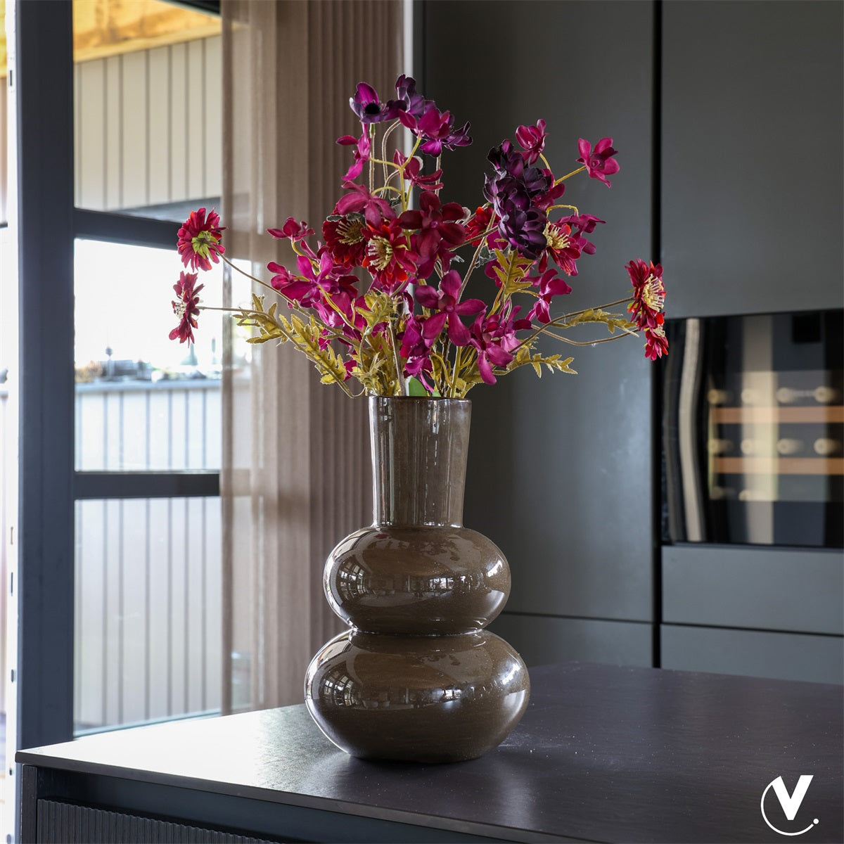Glazen vaas Lindi Elite – donkerbruin