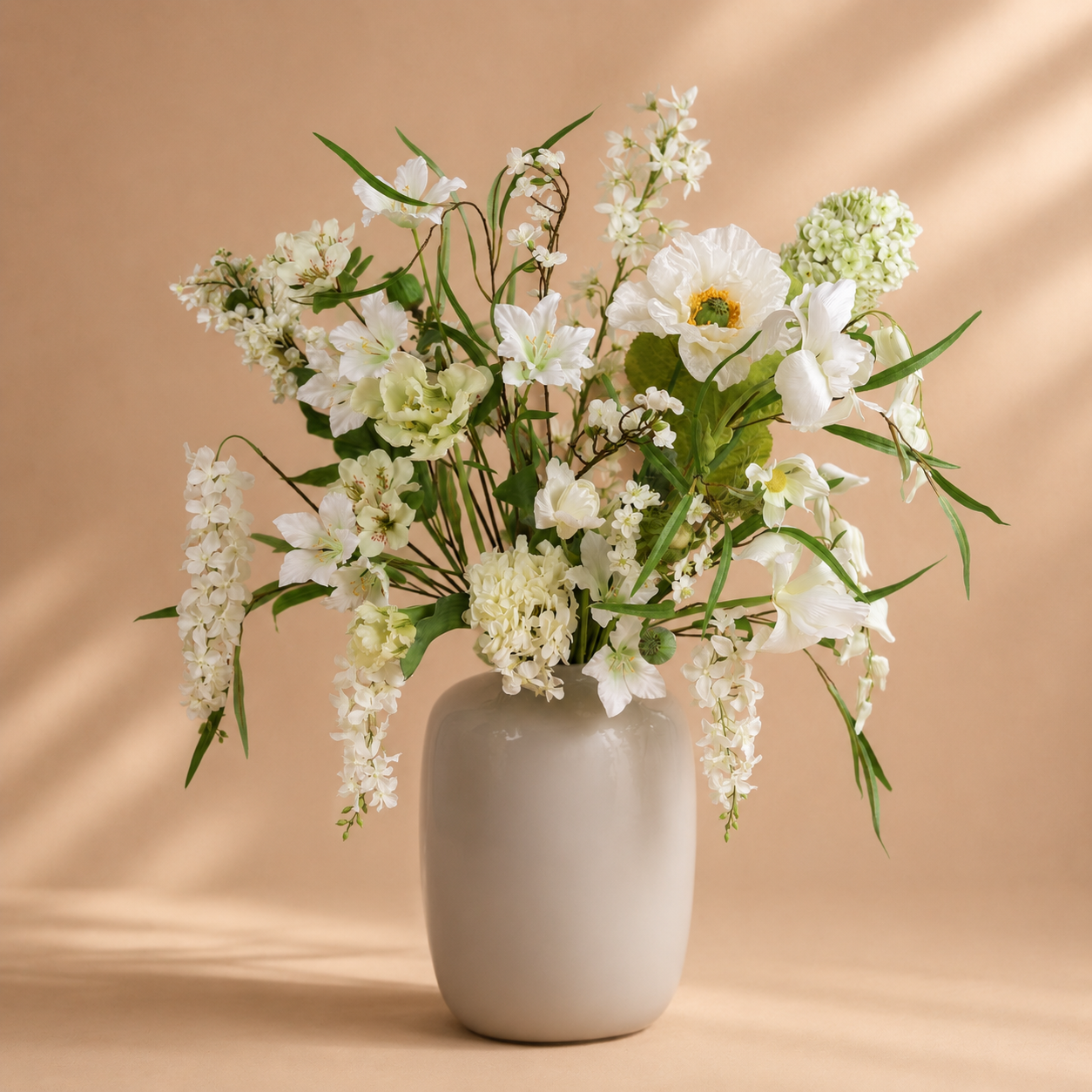 Zijden boeket - wit incl ivory vaas