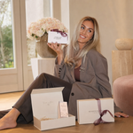 Sharon met fysieke Sharon Flowers cadeaubon