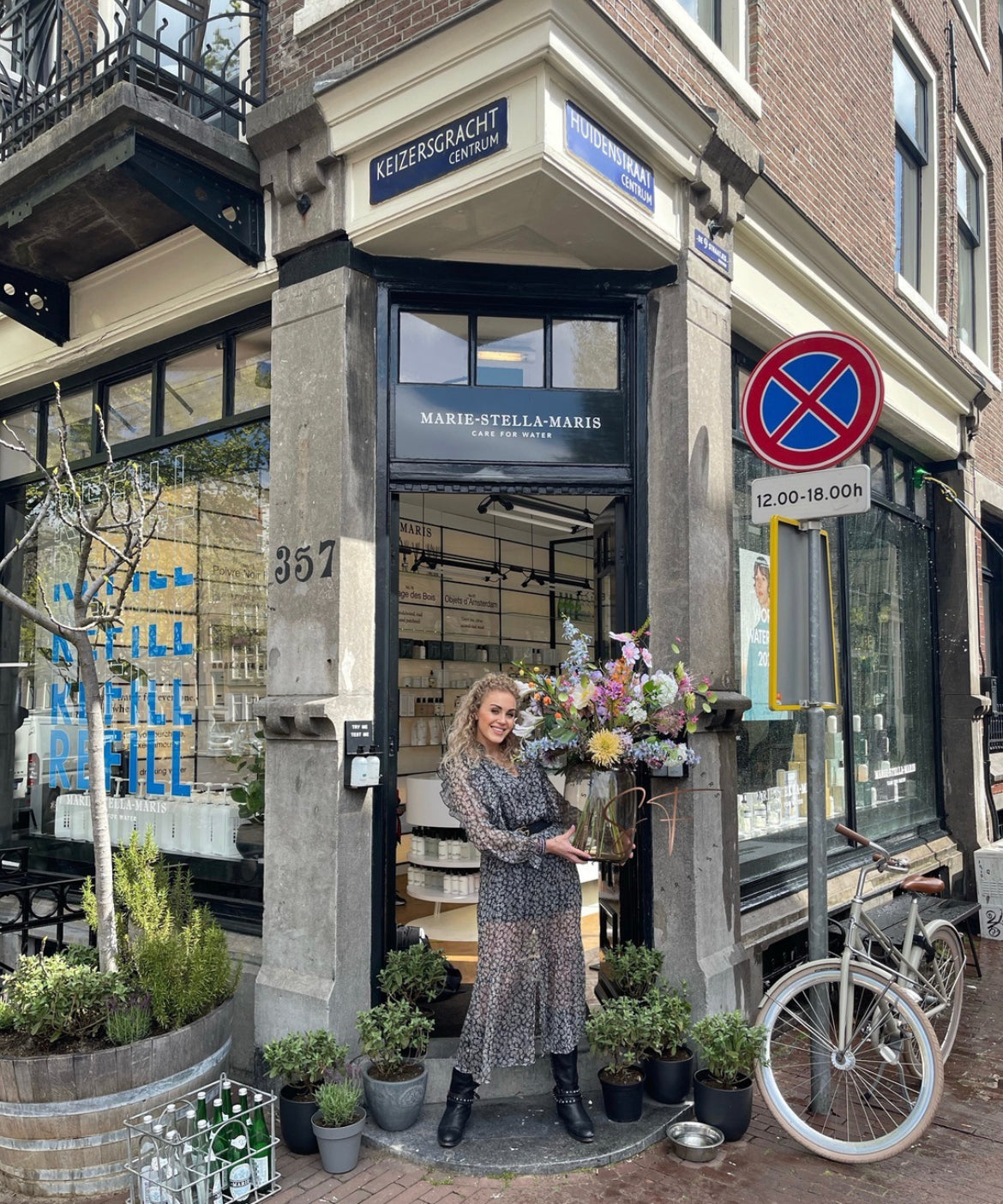 Zakelijk zijden bloemen abonnement van Sharon Flowers