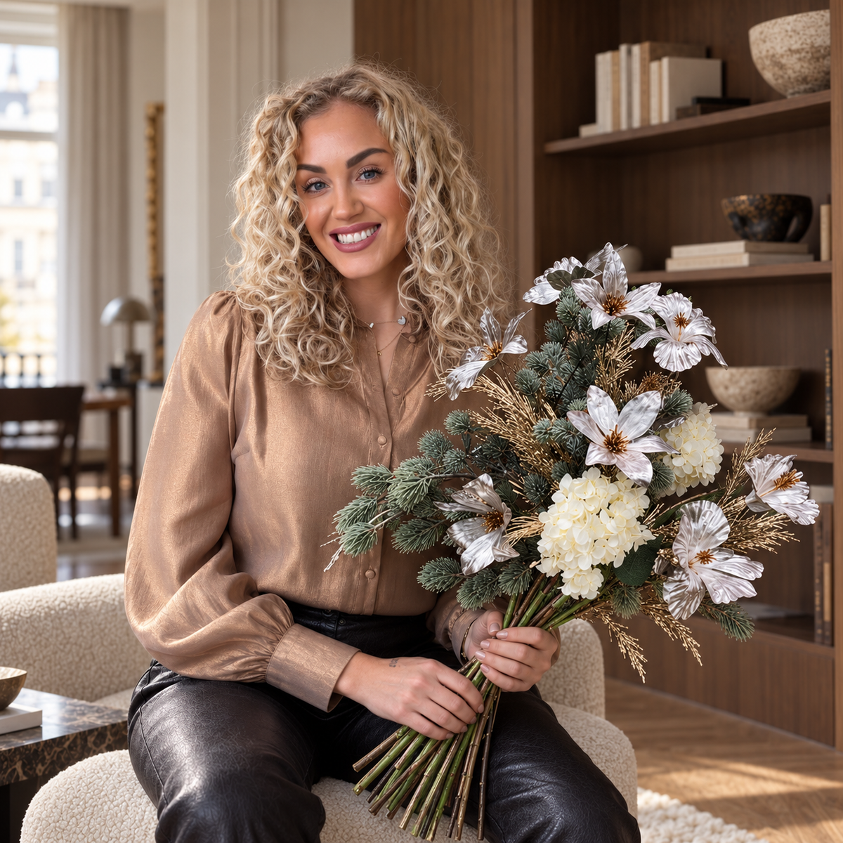 Zijden kerstboeket uit de Holiday Atelier collectie
