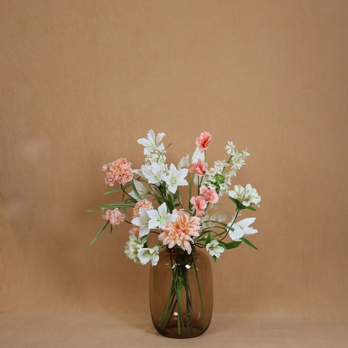 Zijden boeket - Madame Peach Petit