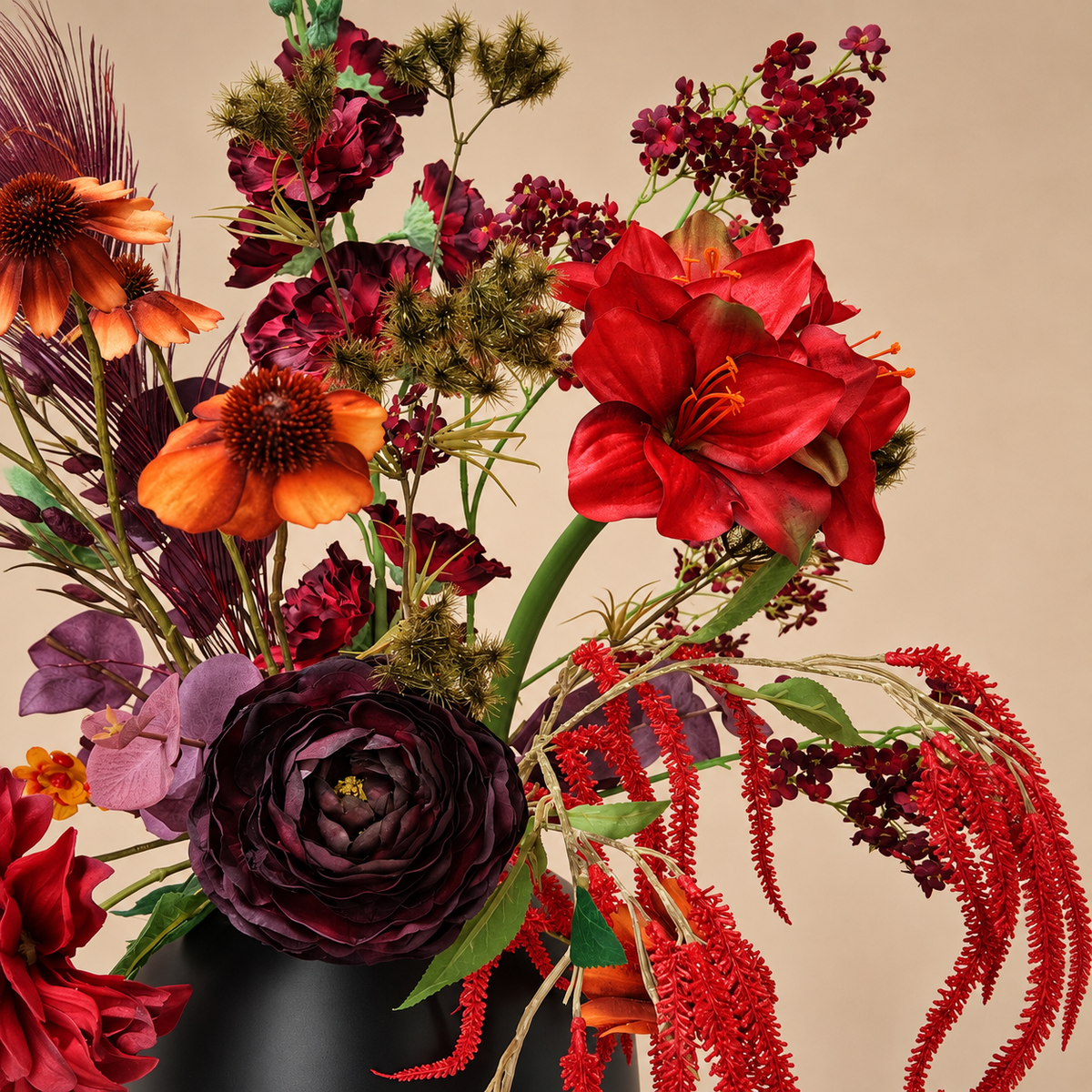Zijden boeket Autumn in een kleurrijk en warm interieur