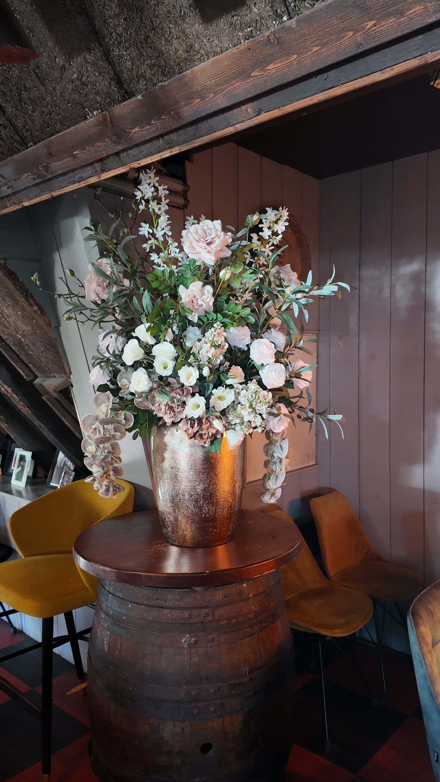 bloemstyling-restaurant-de-bokkesprong-zijden-bloemen-creaties3