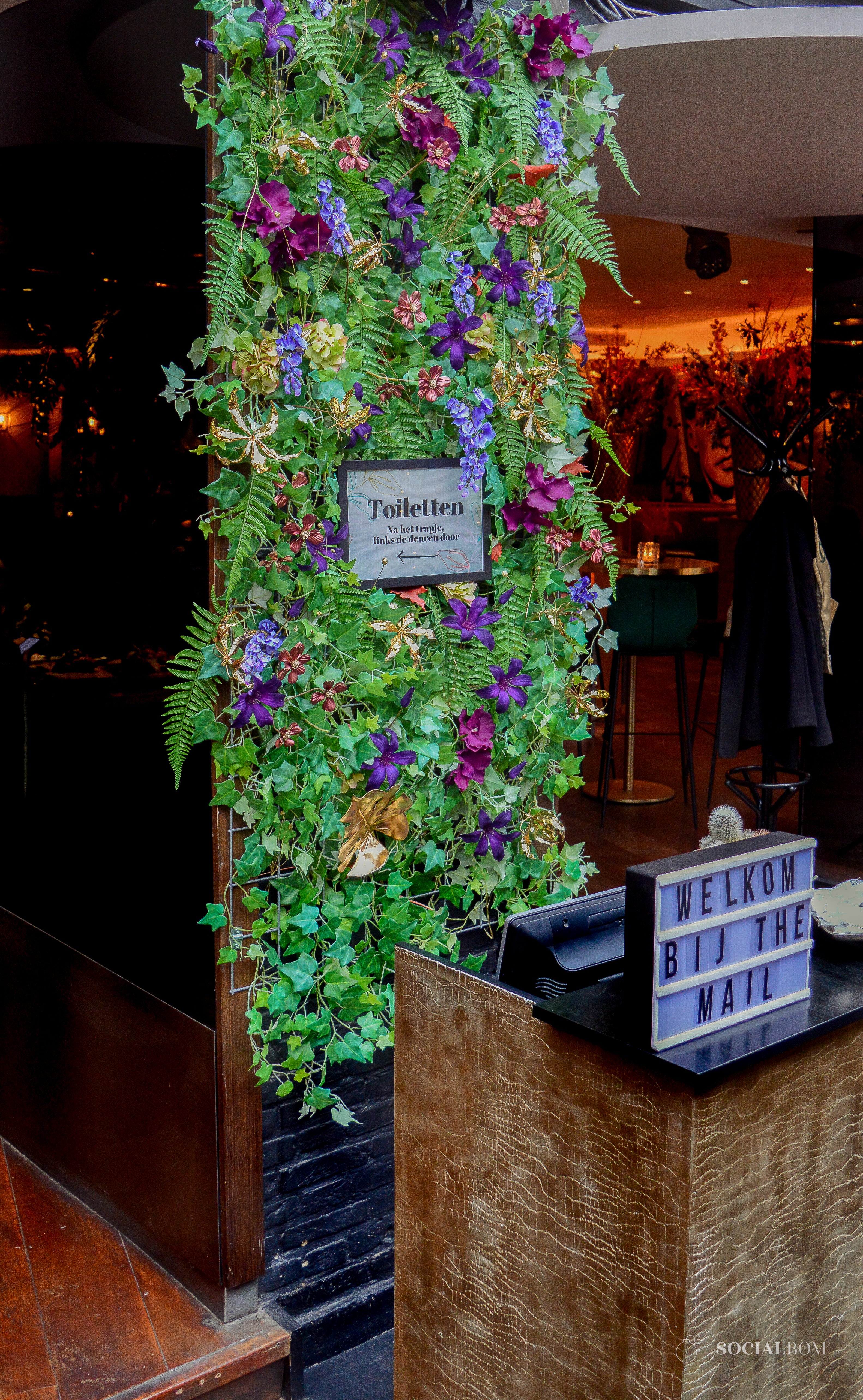 bloemstyling-restaurant-styling-zijden-bloemen-mail-company-zaandam2