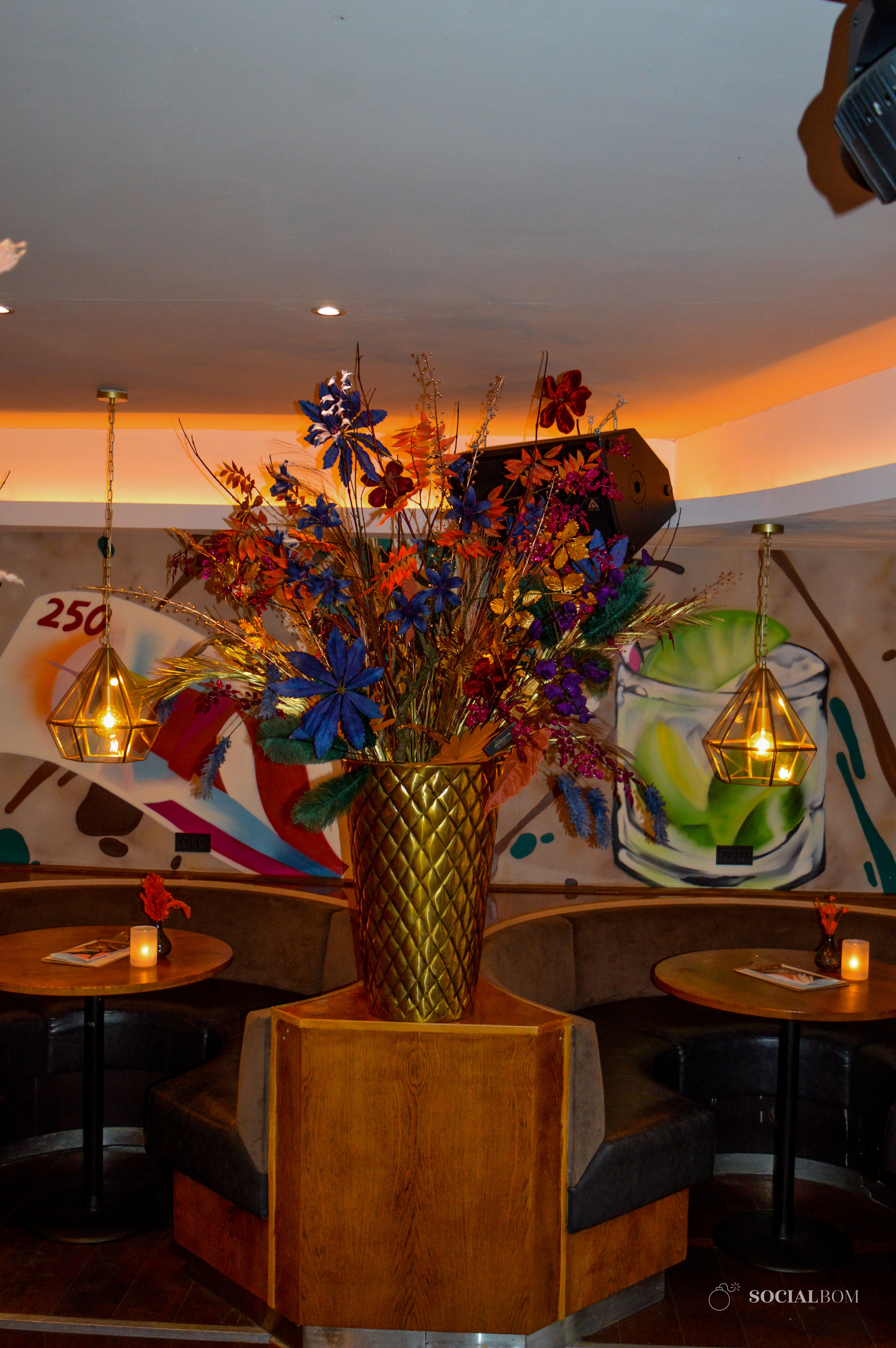bloemstyling-restaurant-styling-zijden-bloemen-mail-company-zaandam3