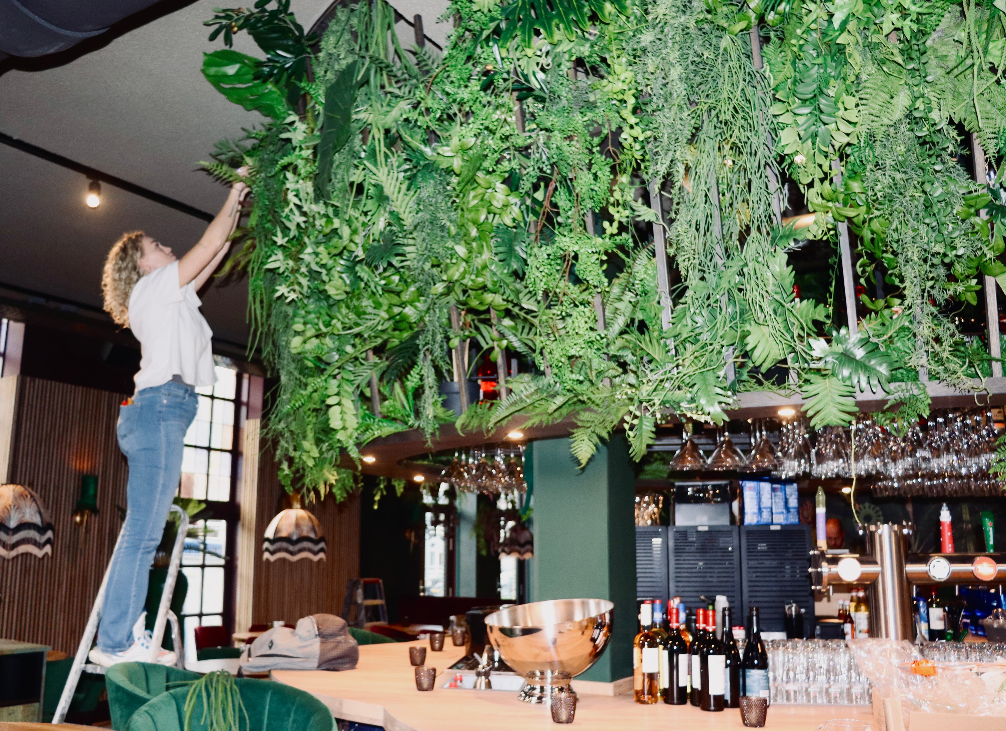 bloemstyling-restaurant-styling-zijden-bloemen-roenstyling-mooij-alkmaar1