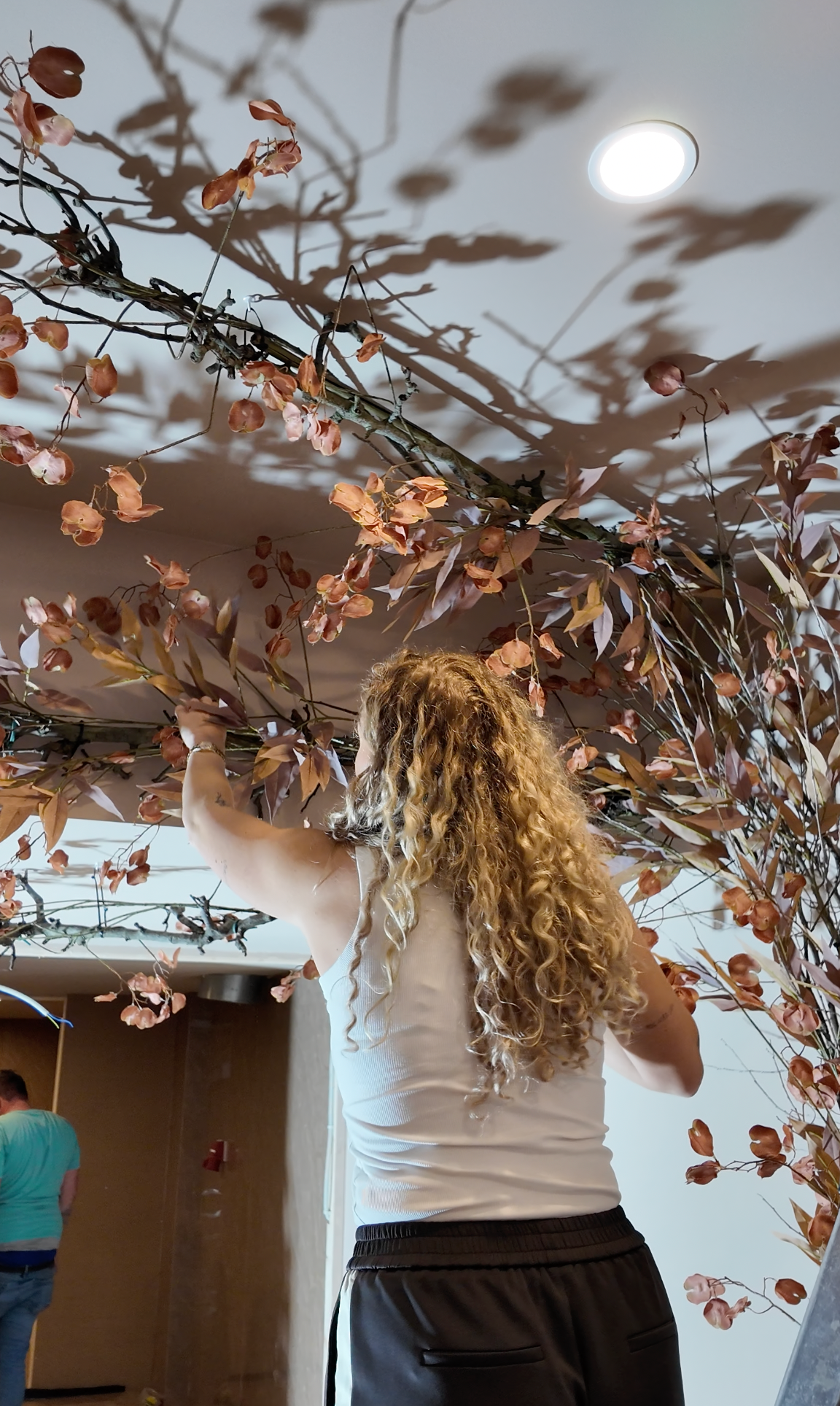 bloemstyling-zijden-bloemen-boom-nude-tinten-fetty-sneek2