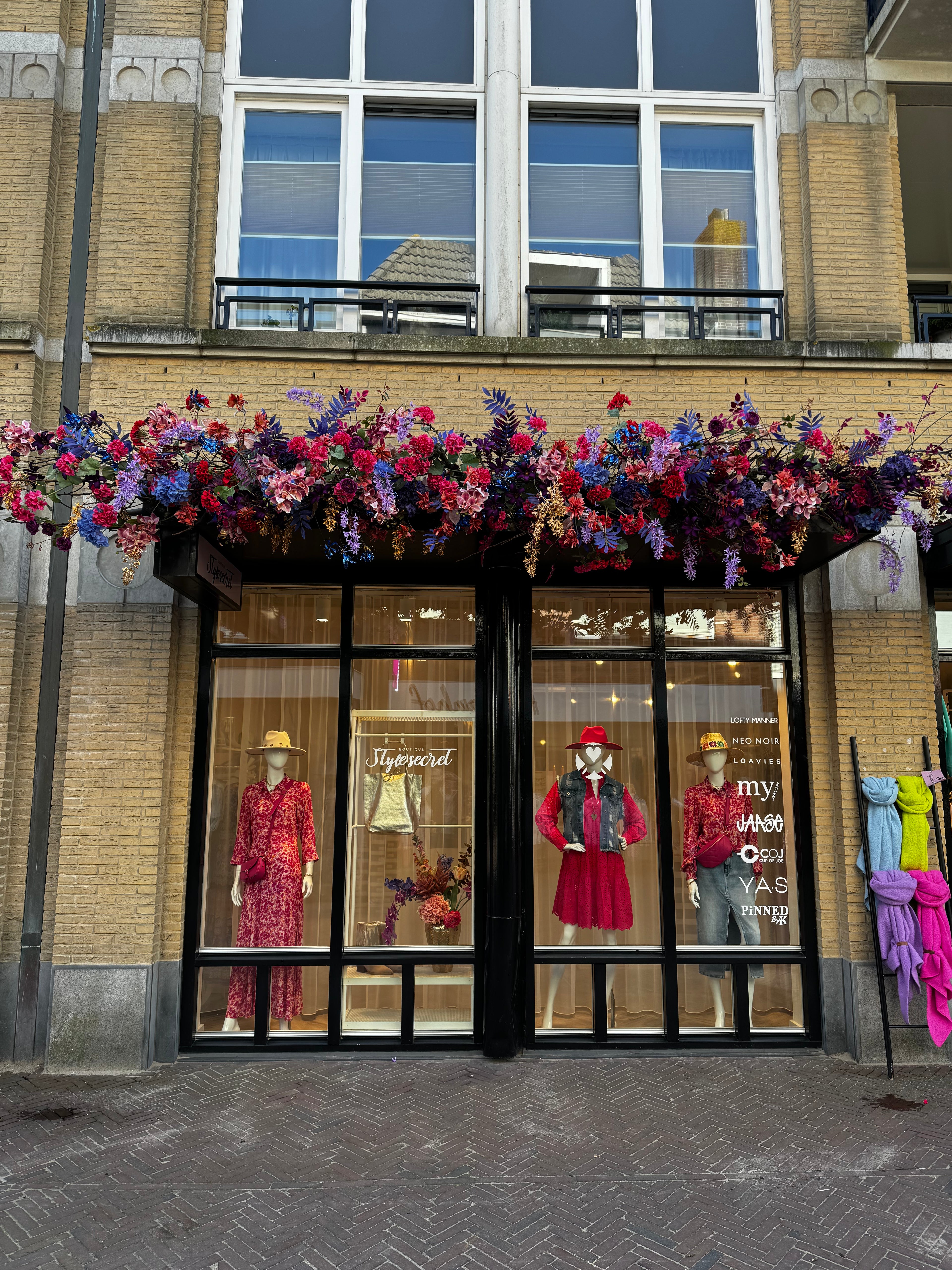 bloemstyling-zijden-bloemen-gevel-boutique-style-secret-noordwijk5