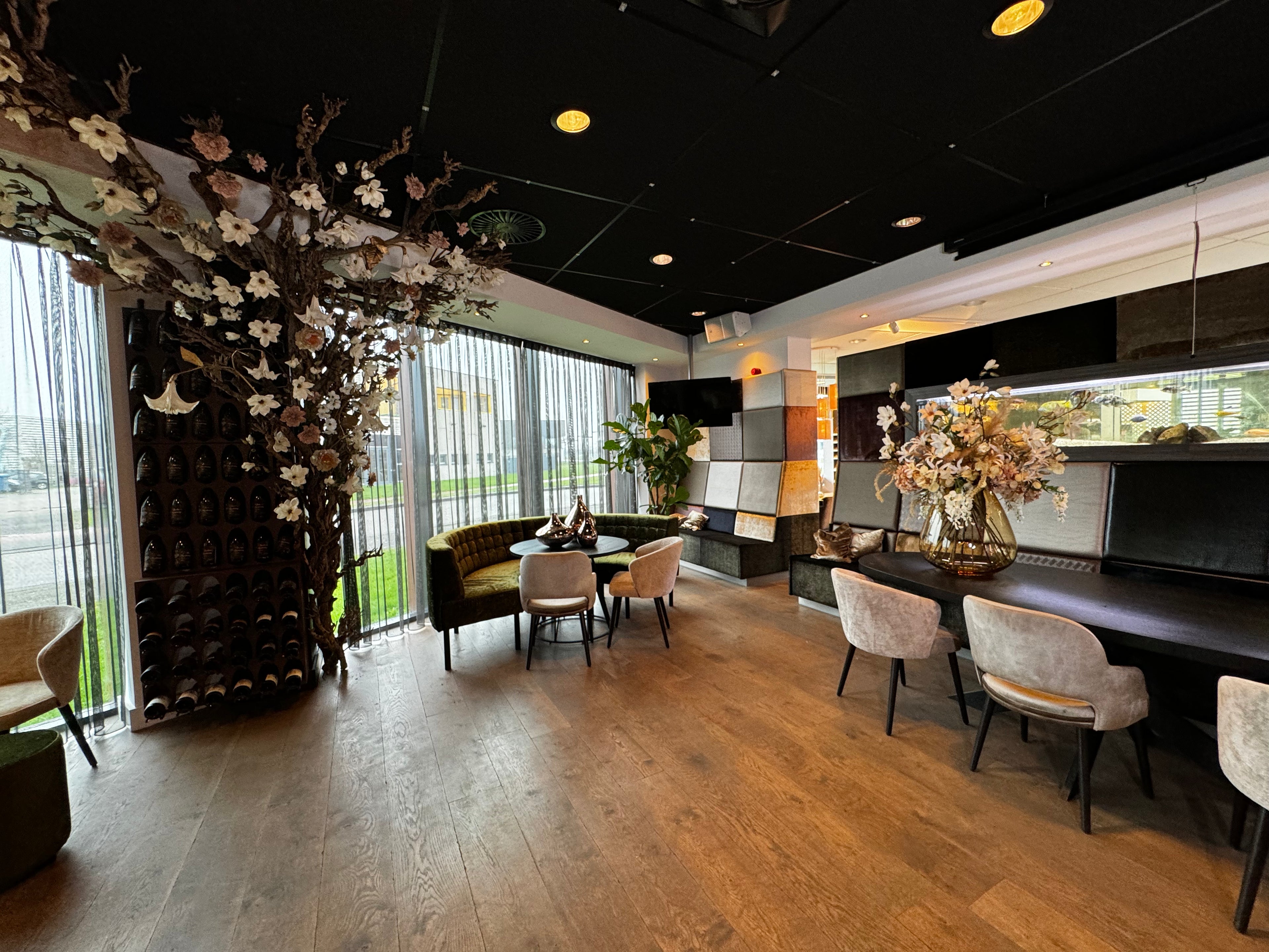 bloemstyling-zijden-bloemen-master-totaalinrichting-hoofddorp-showroom-styling-2