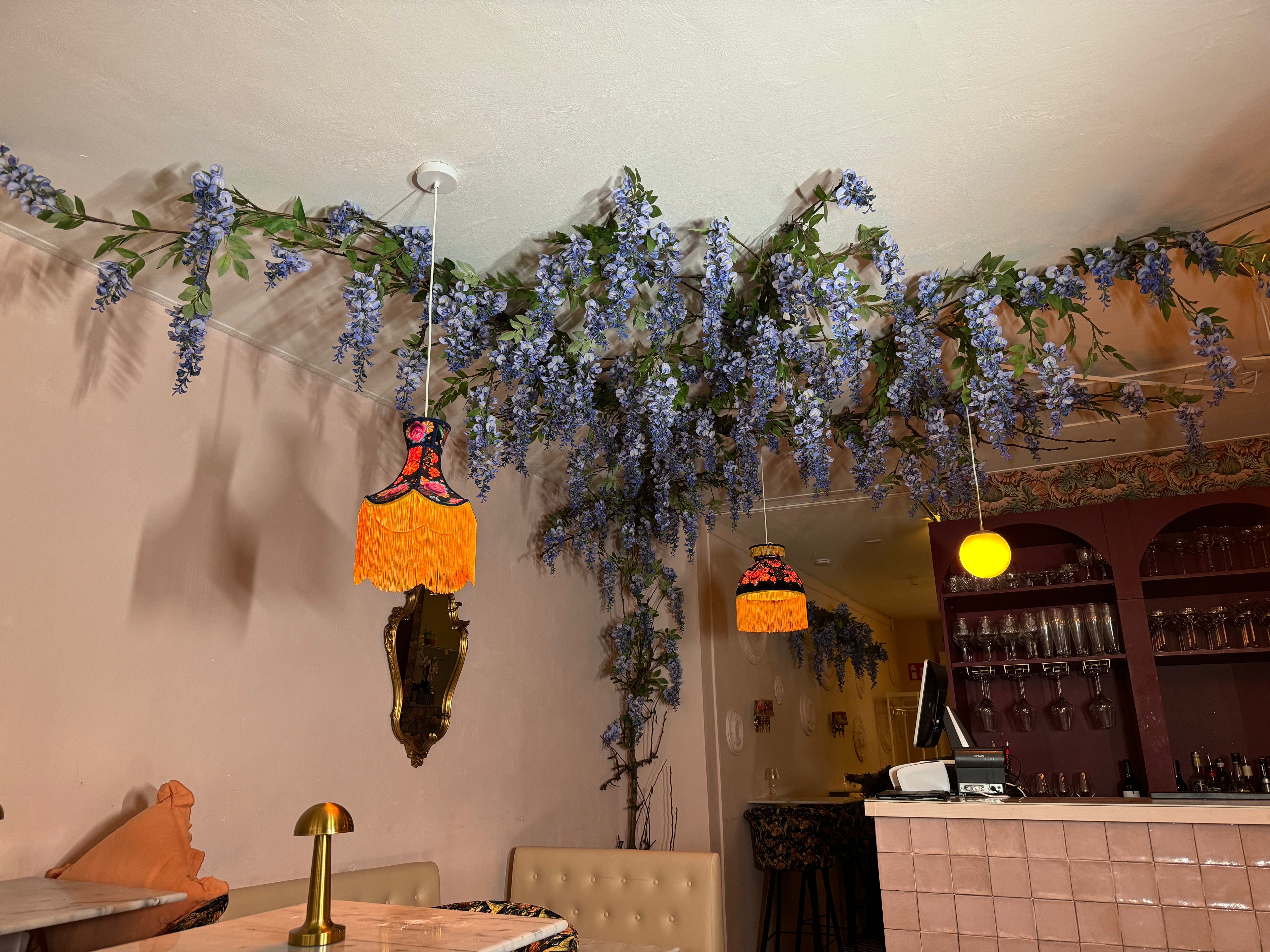 bloemstyling-zijden-bloemen-restaurant-the-flower-garden-deventer2