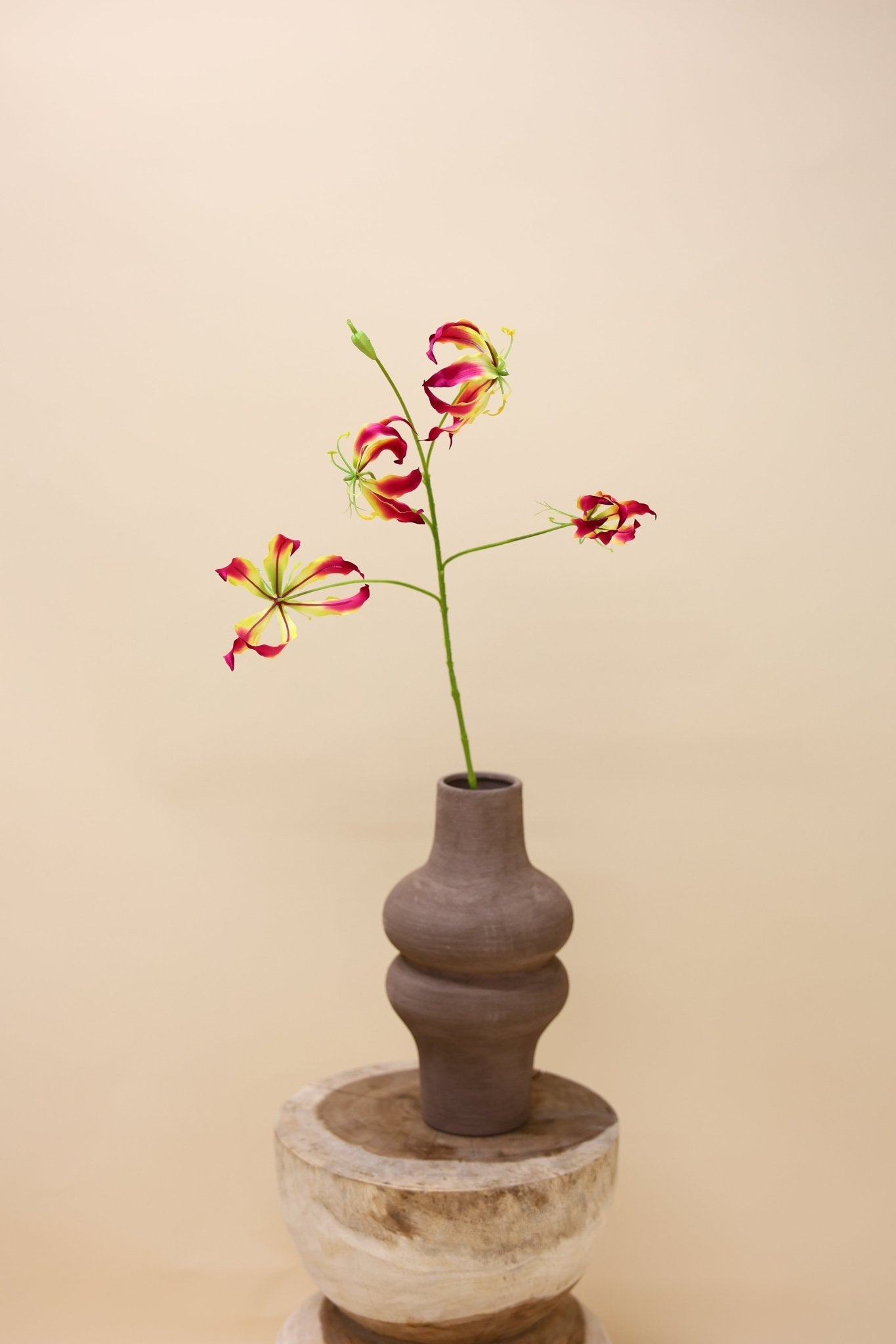 Gloriosa tak beauty 89 cm - Luxe zijden bloemen boeket - Kunstbloemen van Sharon Flowers