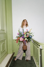 Groot zijden bloemen boeket van Sharon Flowers als luxe interieurdecoratie