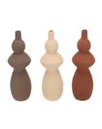 Indre woods brown/sand bottle 9x9x26cm - per stuk - 3 kleuren - Luxe zijden bloemen boeket - Kunstbloemen van Sharon Flowers