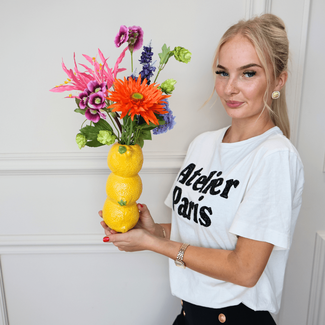 Milou zijdenboeket Fruitmix - inclusief vaas - Luxe zijden bloemen boeket - Kunstbloemen van Sharon Flowers