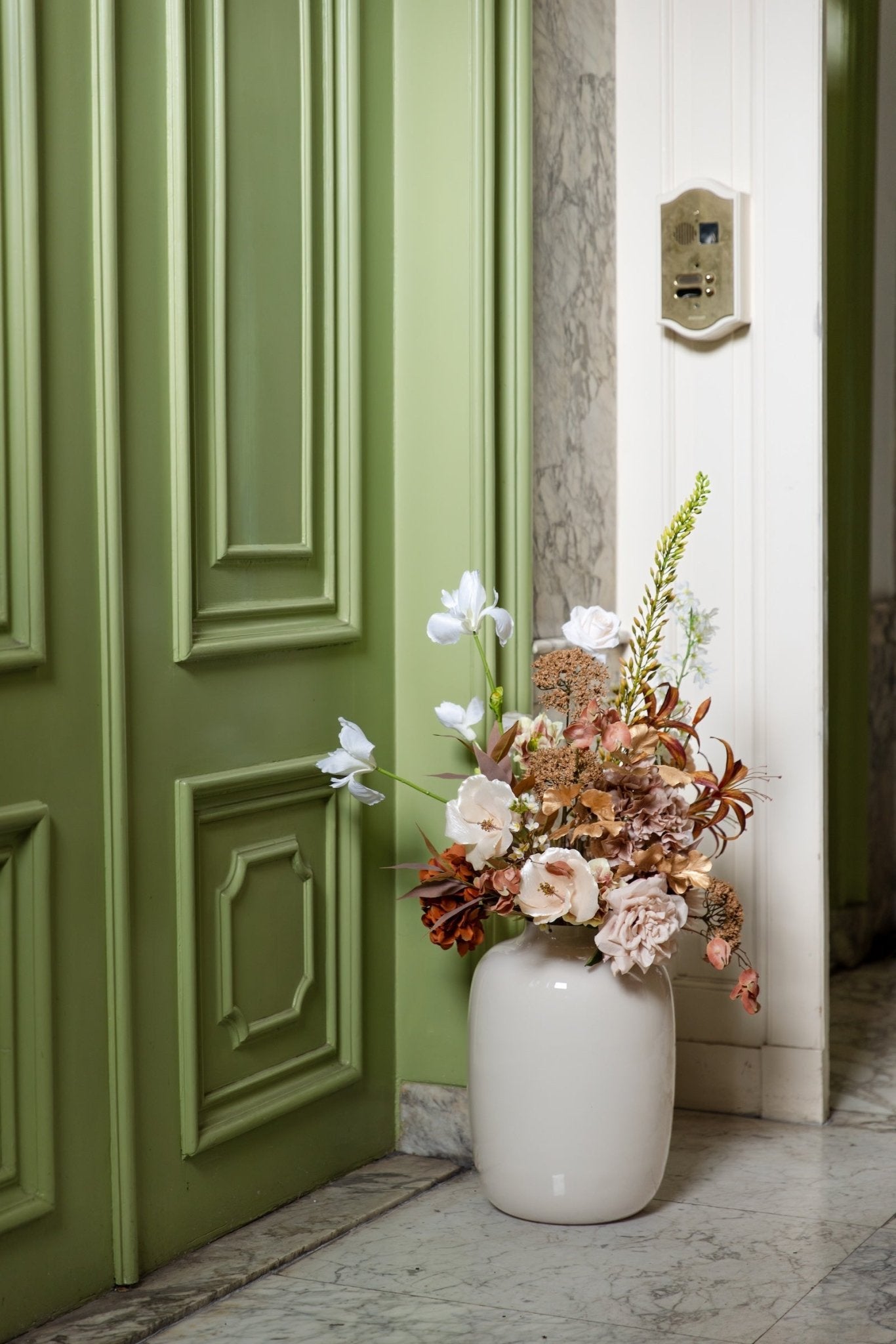 Nude Luxueus - zijden boeket - Luxe zijden bloemen boeket - Kunstbloemen van Sharon Flowers