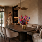 Zijden boeket Nude van Sharon Flowers als stijlvolle decoratie in een beige interieur