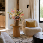 Realistisch zijden bloemen boeket van Sharon Flowers als interieurdecoratie