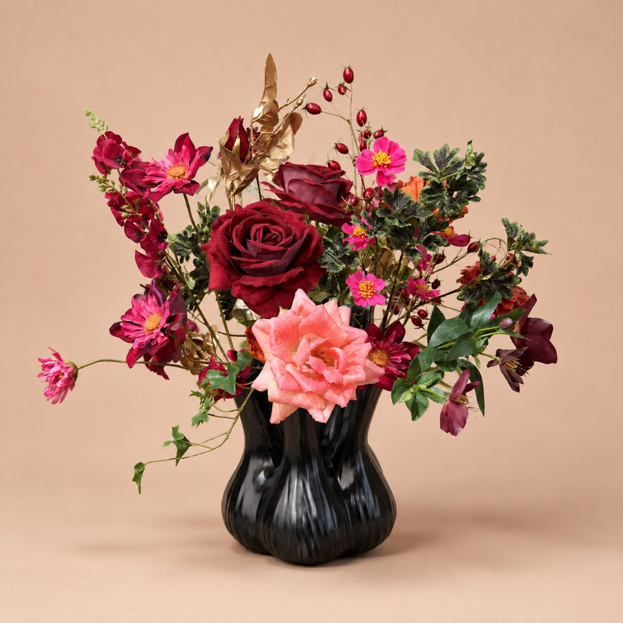 Zijden boeket Rouge Romance incl. toetervaas