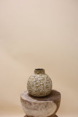 Vaas mika cozy sand - Luxe zijden bloemen boeket - Kunstbloemen van Sharon Flowers