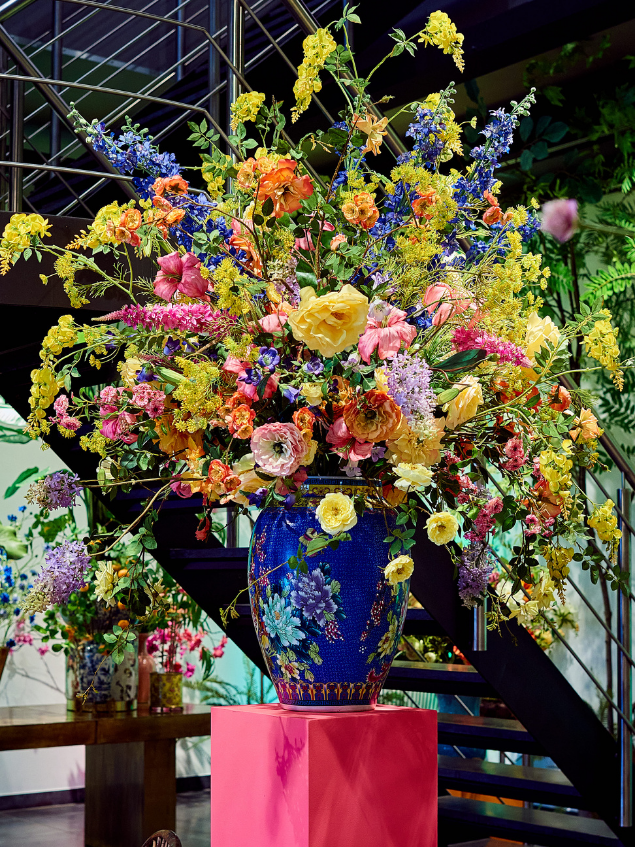 Masterpiece XXL zakelijke zijden bloemcreatie van Sharon Flowers