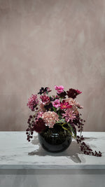 Originele productfoto van zijden boeket Burgundy Garden inclusief vaas