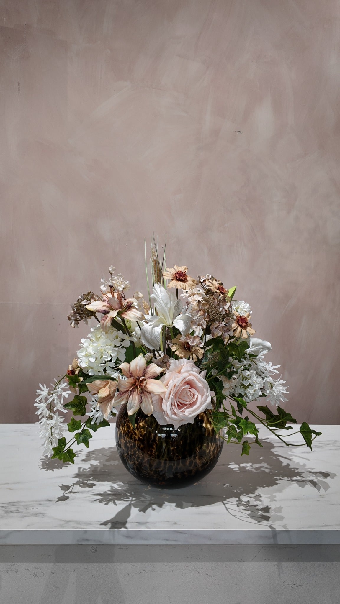 Originele productfoto van zijden boeket Champagne Blush inclusief vaas