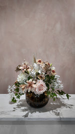 Originele productfoto van zijden boeket Champagne Blush inclusief vaas