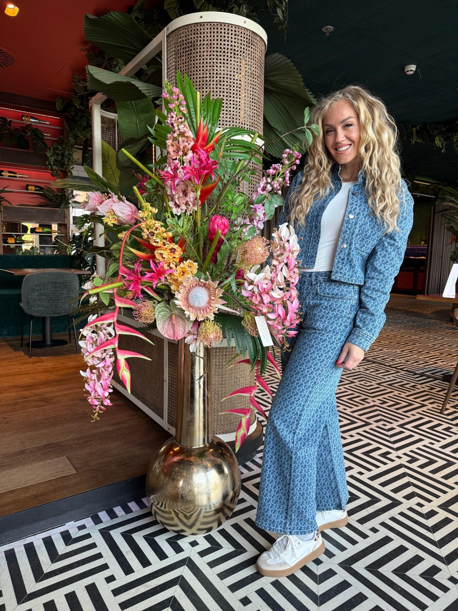 Zijdenboeket Tropical - Luxe zijden bloemen boeket - Kunstbloemen van Sharon Flowers