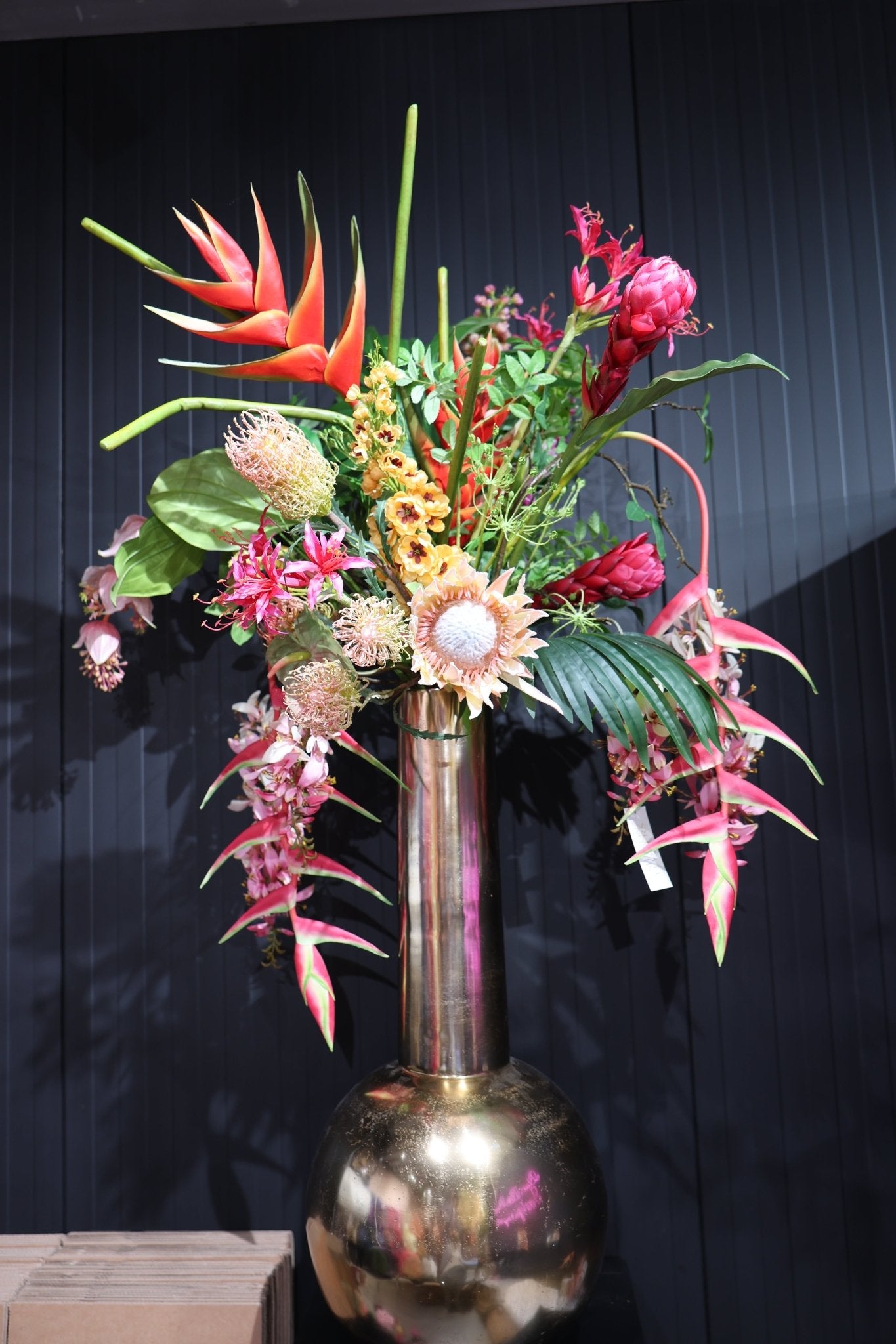 Zijdenboeket Tropical - Luxe zijden bloemen boeket - Kunstbloemen van Sharon Flowers